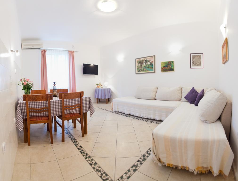 Adagio Theatre Apartment سبليت الغرفة الصورة